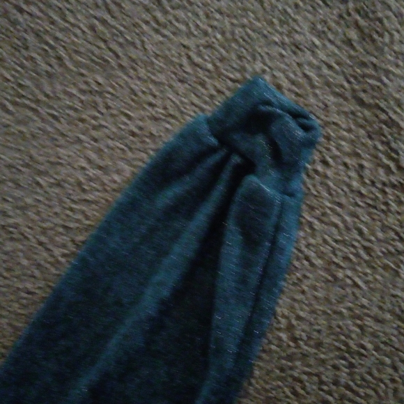 Maurices Beautiful Green Sweater with lace and sparkle - Picture 5 of 7